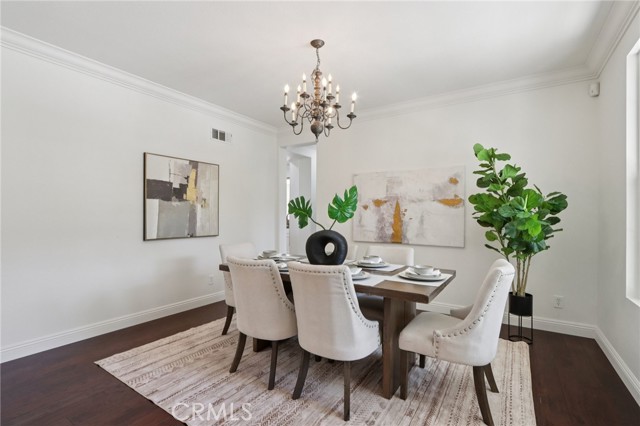 Detail Gallery Image 13 of 75 For 1041 Stanislaus Dr., Corona,  CA 92881 - 7 Beds | 4 Baths