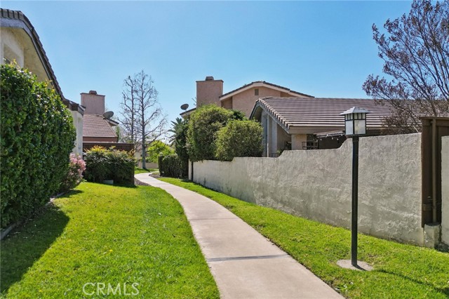 Detail Gallery Image 21 of 26 For 1224 Fairway Cir, Upland,  CA 91784 - 2 Beds | 2 Baths