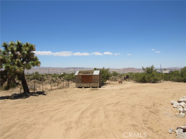 Detail Gallery Image 20 of 28 For 8626 La Contenta Rd, Yucca Valley,  CA 92284 - 2 Beds | 1 Baths