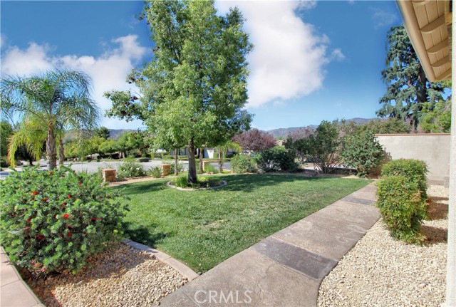 Detail Gallery Image 7 of 70 For 11009 Plum View Ln, Yucaipa,  CA 92399 - 4 Beds | 4/1 Baths