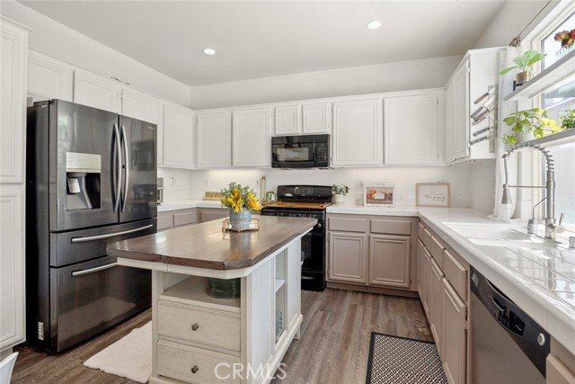 Detail Gallery Image 11 of 44 For 1340 1340 Goldeneagle Drive, Corona,  CA 92879 - 3 Beds | 2 Baths