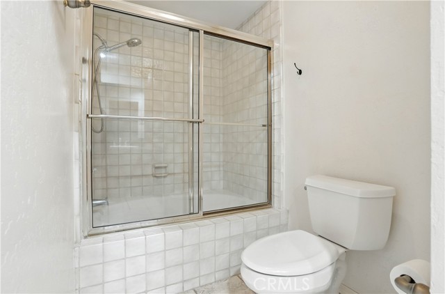Detail Gallery Image 21 of 59 For 38285 Oaktree, Murrieta,  CA 92562 - 2 Beds | 2/1 Baths