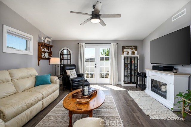 Detail Gallery Image 8 of 31 For 26171 Kentia Palm, Homeland,  CA 92548 - 3 Beds | 2 Baths