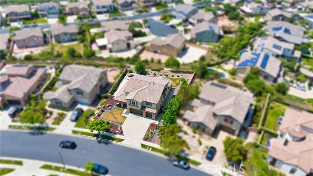 12729 Indian Ocean Drive, Etiwanda CA: https://media.crmls.org/medias/cf407c2b-23e2-4dca-b632-8492857f6498.jpg