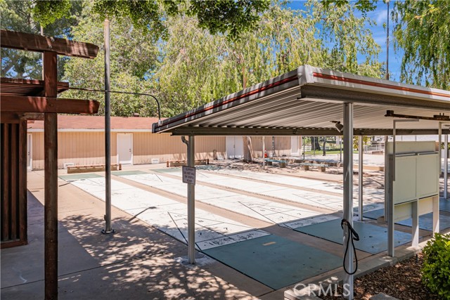 Detail Gallery Image 38 of 48 For 19223 Avenue of the Oaks #D,  Newhall,  CA 91321 - 2 Beds | 1 Baths