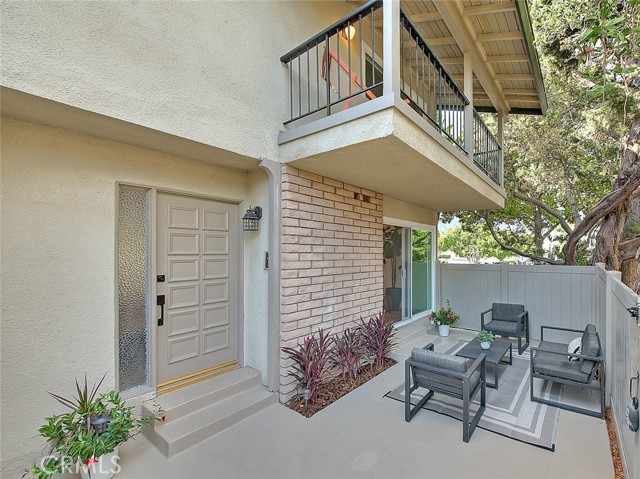 Detail Gallery Image 3 of 51 For 2458 E Mountain St, Pasadena,  CA 91104 - 3 Beds | 2/1 Baths