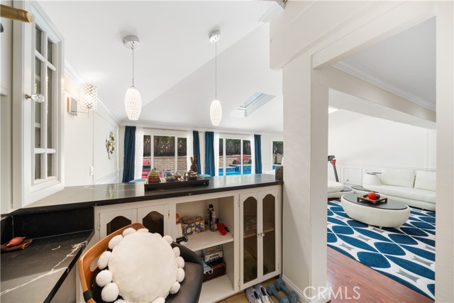 23072 Aspen Knoll Drive, Diamond Bar CA: https://media.crmls.org/medias/cf42f19b-22f1-4b1b-a929-d50e35c662aa.jpg