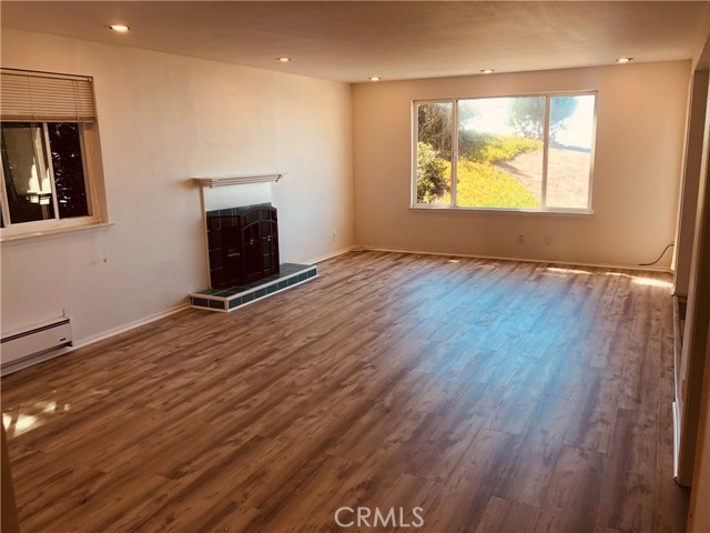 Detail Gallery Image 18 of 29 For 5015 Palmetto Ave #1,  Pacifica,  CA 94044 - 2 Beds | 2 Baths