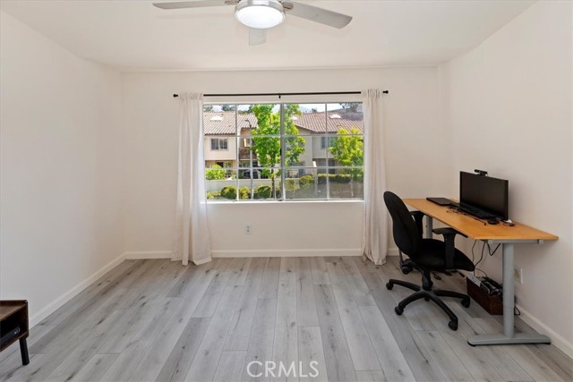 27 Tierra Plano, Rancho Santa Margarita CA: https://media.crmls.org/medias/cf4388a4-e819-4432-a330-dc9e6ed78d1c.jpg