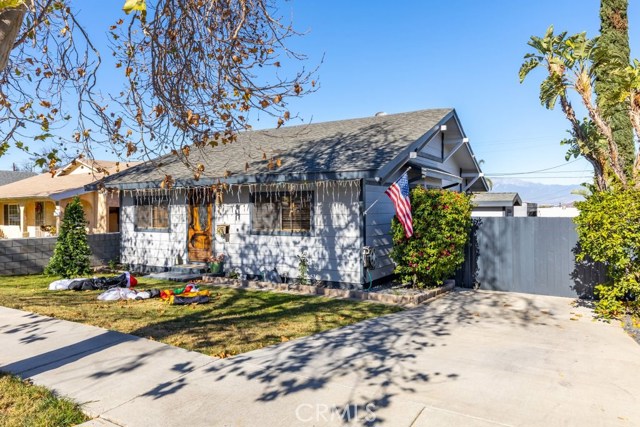 207 Burr st, Corona, CA 92882