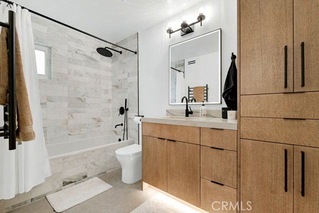 Detail Gallery Image 28 of 36 For 129 Moonstone St, Manhattan Beach,  CA 90266 - 3 Beds | 4 Baths