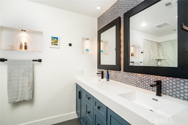 Detail Gallery Image 16 of 54 For 7962 Southwind, Huntington Beach,  CA 92648 - 3 Beds | 2/1 Baths