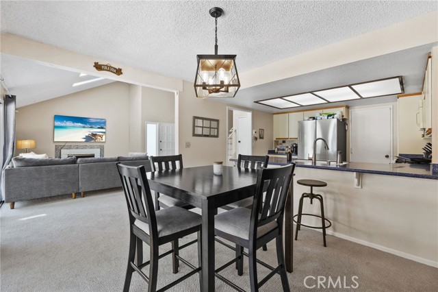 Detail Gallery Image 6 of 22 For 1425 Alpine Ln, Huntington Beach,  CA 92648 - 3 Beds | 2 Baths