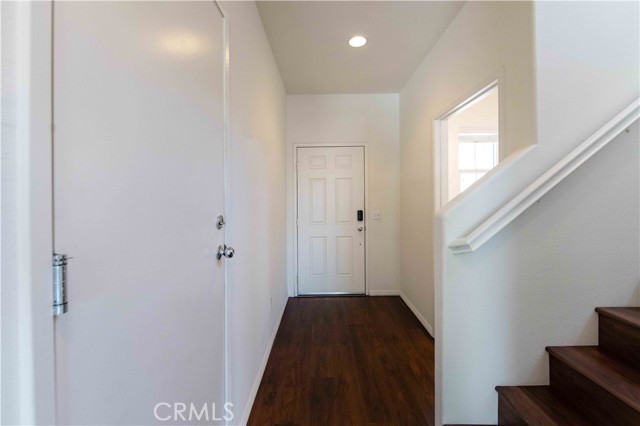 Detail Gallery Image 10 of 39 For 2025 N Colony Way, San Bernardino,  CA 92407 - 3 Beds | 2/1 Baths