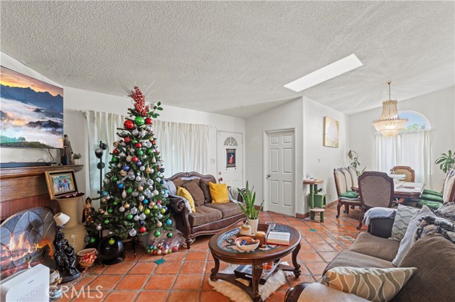 Detail Gallery Image 7 of 36 For 14263 Hubbard, Sylmar,  CA 91342 - 3 Beds | 2 Baths