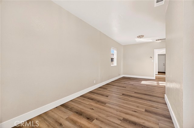 Detail Gallery Image 12 of 42 For 1128 W 5th, Chico,  CA 95928 - – Beds | – Baths