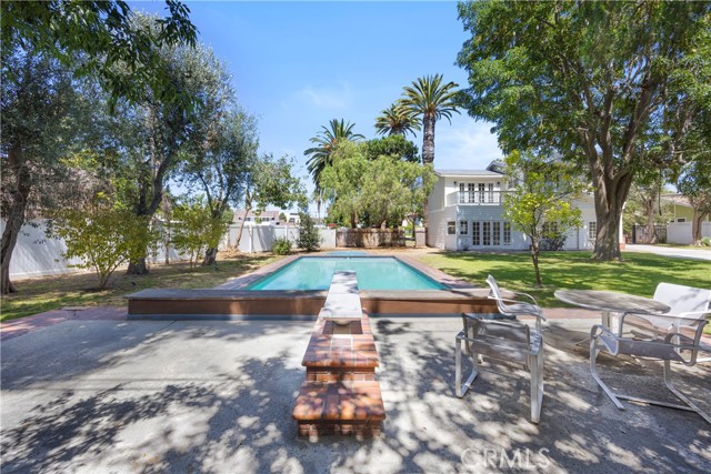 Detail Gallery Image 29 of 36 For 4031 N Virginia Rd, Long Beach,  CA 90807 - 4 Beds | 4 Baths