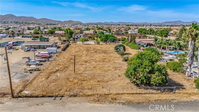 27301 Helene Way, Menifee CA: https://media.crmls.org/medias/cf473ef4-b1aa-4726-a750-bd9044365f8b.jpg