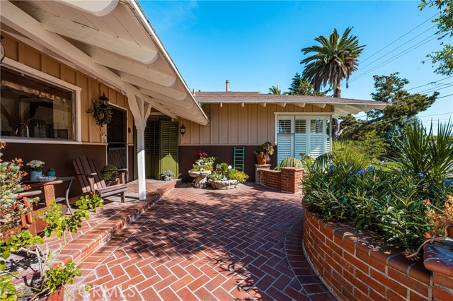 Detail Gallery Image 4 of 46 For 1431 La Colina Dr, Tustin,  CA 92780 - 3 Beds | 2 Baths