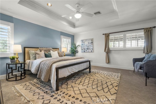 22550 Flamingo Street, Woodland Hills CA: https://media.crmls.org/medias/cf47dac7-791c-4ddc-85f4-81efb814a78d.jpg
