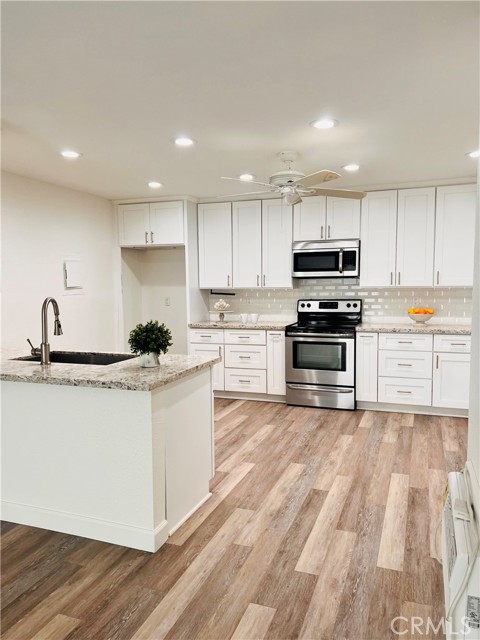 1345 Cabrillo Park Drive, Santa Ana CA: https://media.crmls.org/medias/cf4824f5-28e9-4f6d-8f93-15cb16de1830.jpg