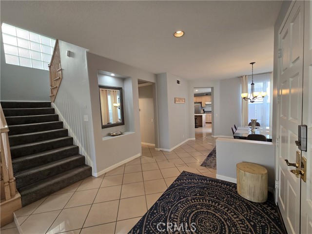 624 Goldenwest Street, Huntington Beach CA: https://media.crmls.org/medias/cf49641e-749c-44ee-8e95-d9a7a543970f.jpg