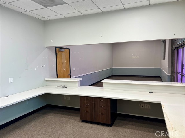 175 E 9th Street, Corona, California 92879, ,Commercial Lease,For Rent,175 E 9th Street,CRSR24049207