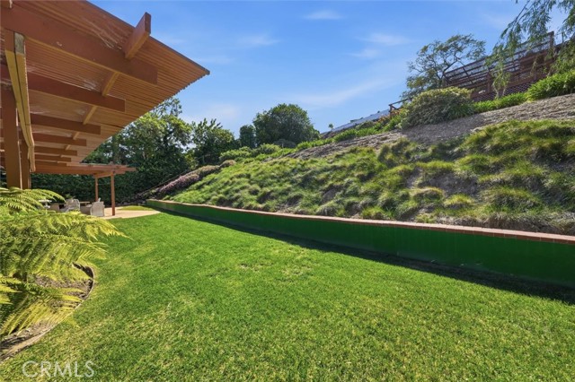 Detail Gallery Image 35 of 39 For 27025 Silver Moon Ln, Rancho Palos Verdes,  CA 90275 - 4 Beds | 3 Baths