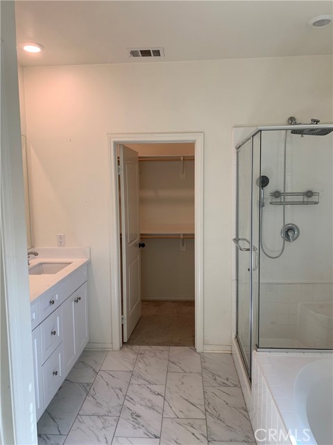 Detail Gallery Image 11 of 27 For 7135 Montecito Ln, Corona,  CA 92880 - 4 Beds | 3/1 Baths