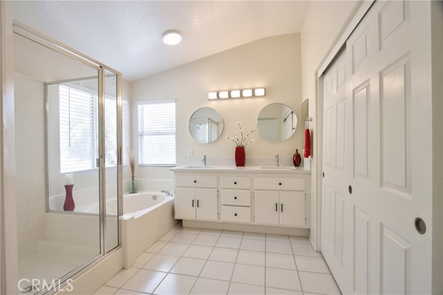 23794 Marin Court, Murrieta CA: https://media.crmls.org/medias/cf4a021e-e6b1-4f41-8c07-16fd4a786b8f.jpg
