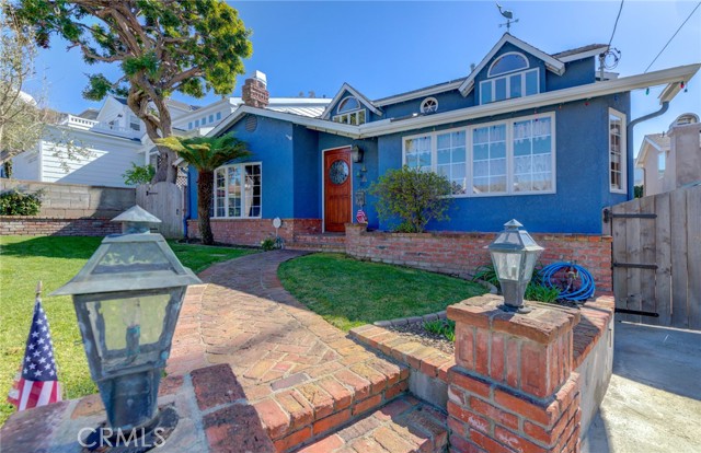 1330 8th Street, Manhattan Beach, California 90266, 4 Bedrooms Bedrooms, ,2 BathroomsBathrooms,Residential,Sold,8th,SB23019373