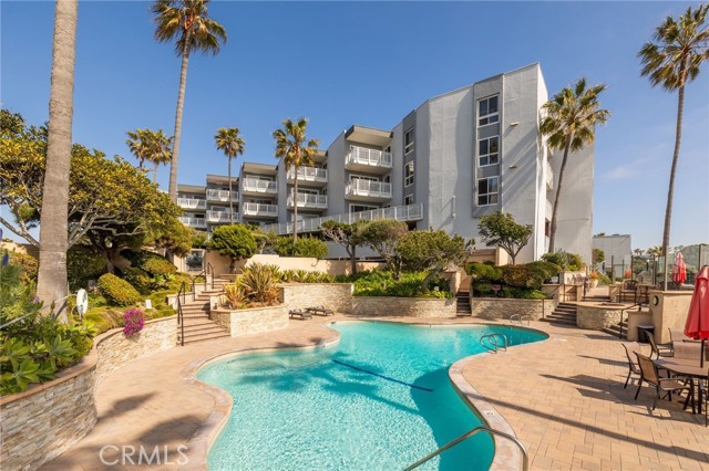 Detail Gallery Image 27 of 38 For 640 the Village #216,  Redondo Beach,  CA 90277 - 2 Beds | 2 Baths