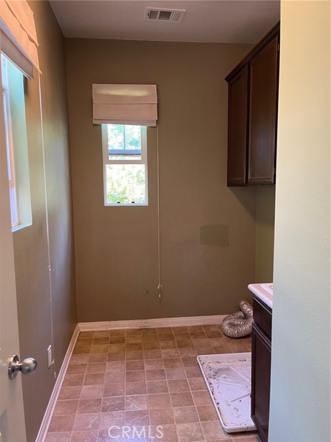 Detail Gallery Image 18 of 35 For 31885 Jaybee Ln, Temecula,  CA 92592 - 4 Beds | 3/1 Baths