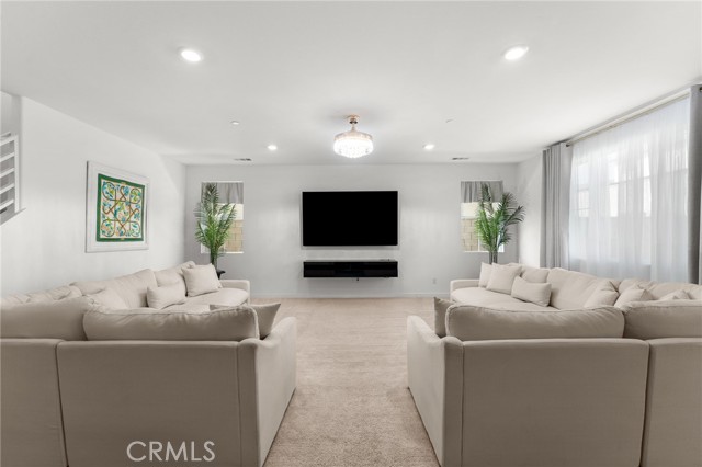 Detail Gallery Image 16 of 59 For 16776 Tulip Tree Street, Fontana,  CA 92336 - 5 Beds | 4 Baths