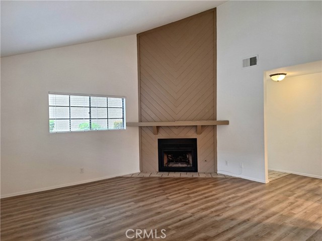 Detail Gallery Image 6 of 16 For 286 Teague Dr, San Dimas,  CA 91773 - 2 Beds | 2 Baths