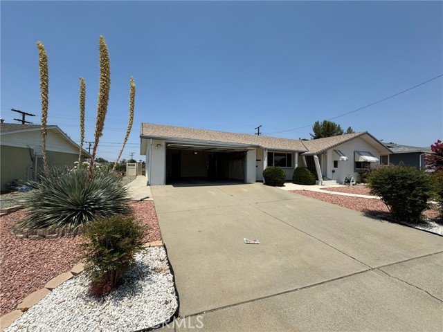 Detail Gallery Image 3 of 48 For 26644 Oakmont Dr, Menifee,  CA 92586 - 2 Beds | 2 Baths