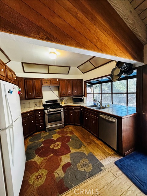 Detail Gallery Image 14 of 28 For 24842 Jeronimo, Lake Forest,  CA 92630 - 4 Beds | 2 Baths