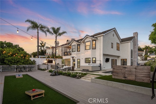 Detail Gallery Image 34 of 39 For 5 Hillsborough, Newport Beach,  CA 92660 - 4 Beds | 4/1 Baths