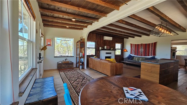 Detail Gallery Image 13 of 39 For 1240 Geronimo Trl, Yucca Valley,  CA 92284 - 1 Beds | 1 Baths