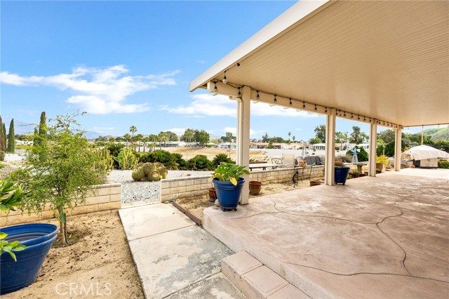 Detail Gallery Image 4 of 52 For 1612 Brentwood, Hemet,  CA 92545 - 3 Beds | 2 Baths