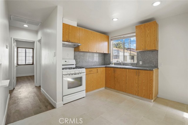 Detail Gallery Image 25 of 42 For 7554 Irvine Ave, North Hollywood,  CA 91605 - 3 Beds | 2 Baths