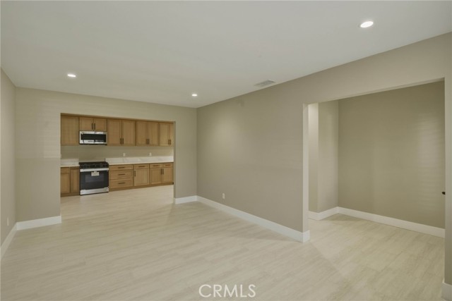 Detail Gallery Image 9 of 50 For 5874 Olive, Rialto,  CA 92377 - 4 Beds | 2 Baths