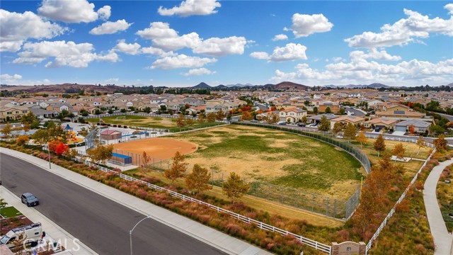 Detail Gallery Image 62 of 63 For 34878 Heartland Ln, Murrieta,  CA 92563 - 5 Beds | 2/1 Baths