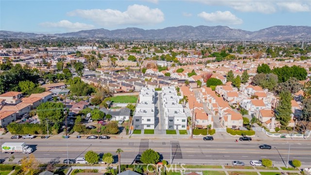 Detail Gallery Image 9 of 9 For 9120 N Nilo Ln, Panorama City,  CA 91402 - 4 Beds | 3/1 Baths