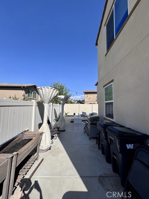 38572 Rosegate Place, Murrieta CA: https://media.crmls.org/medias/cf540c61-c591-4f5f-afb9-dac1bdf611a7.jpg