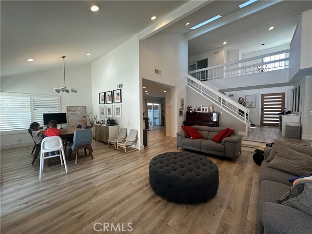 Detail Gallery Image 17 of 51 For 13 Blue Ridge, Irvine,  CA 92620 - 5 Beds | 3/1 Baths