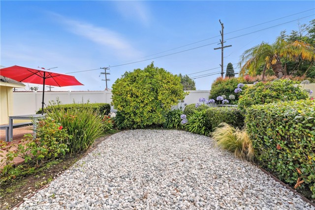 544 Calle Mayor, Redondo Beach CA: https://media.crmls.org/medias/cf55a0c0-bb74-45d7-ab34-b46edbdcccb1.jpg