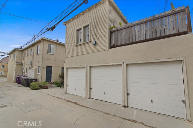 Detail Gallery Image 4 of 17 For 5901 E Ocean, Long Beach,  CA 90803 - – Beds | – Baths