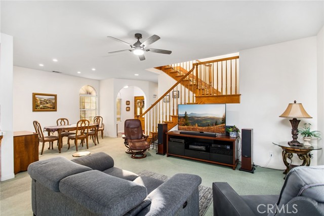 Detail Gallery Image 12 of 55 For 22410 Canyon Lake Dr, Canyon Lake,  CA 92587 - 3 Beds | 2/1 Baths