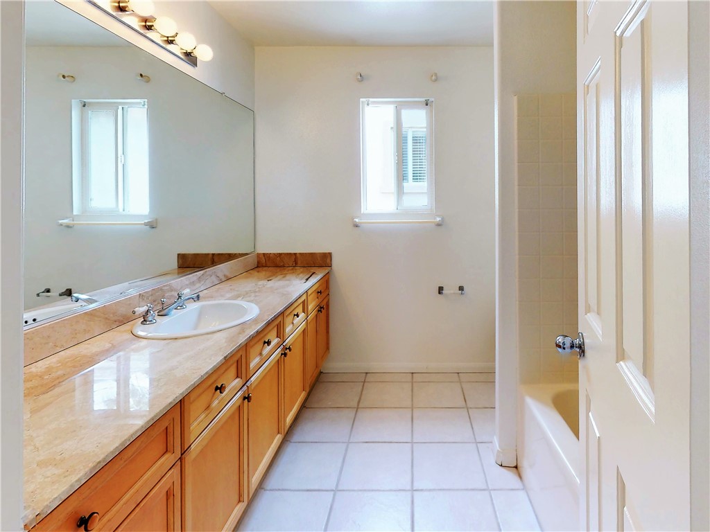 Hallway Bathroom on Upper Level